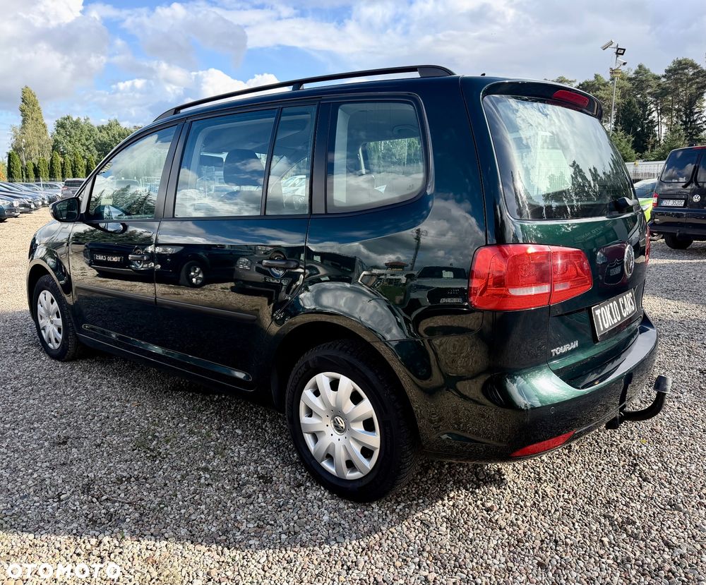 Volkswagen Touran 2011 photo 5