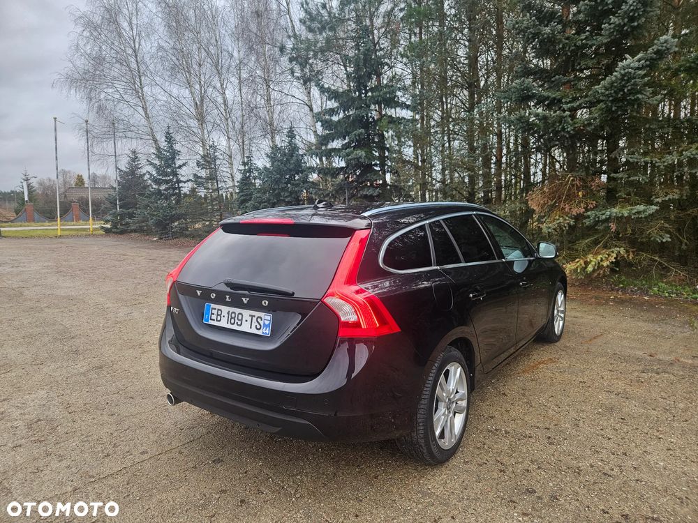 Volvo V60 DRIVe Summum - 15