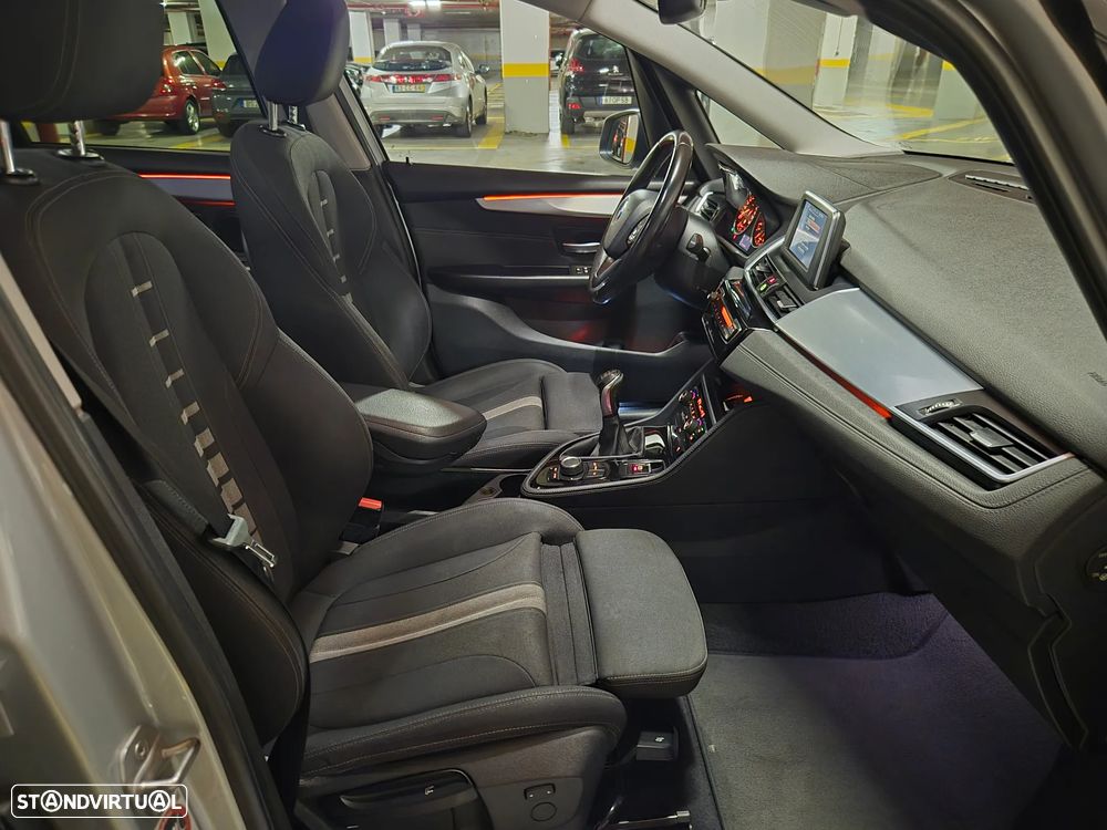 BMW 216 Gran Tourer d Line Sport - 42
