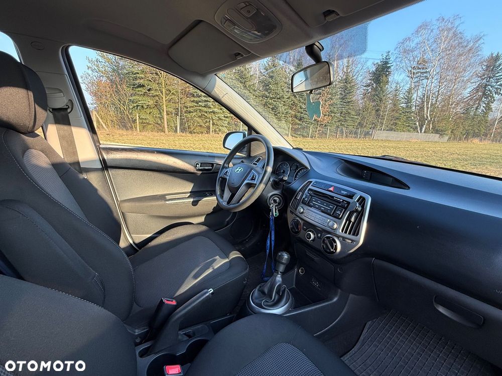 Hyundai i20 1.25 Comfort - 10