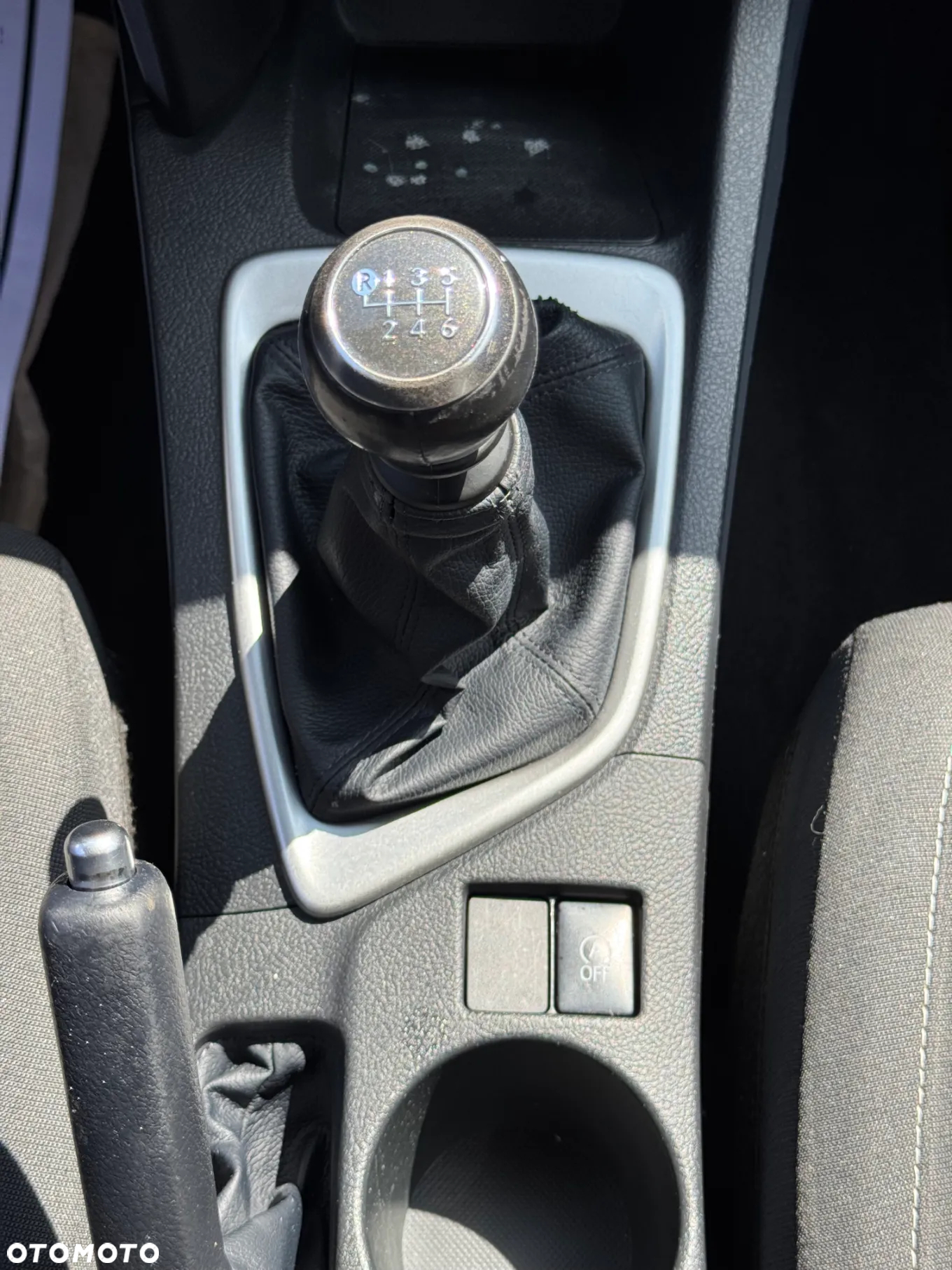 Toyota Auris - 18