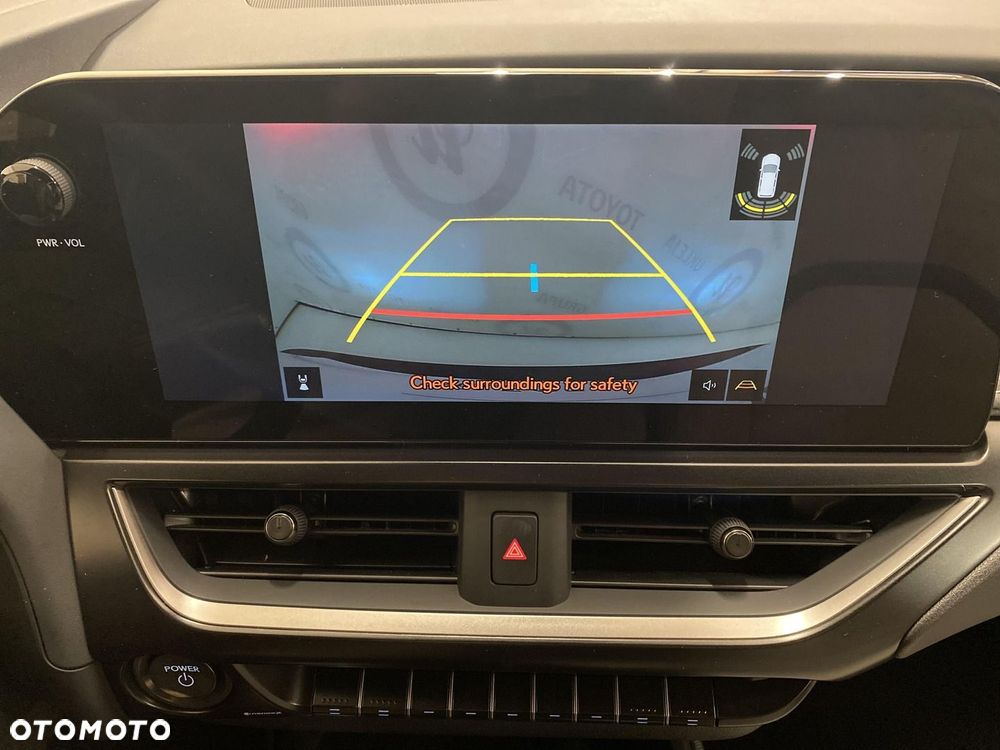 Lexus UX 300h F Sport Design - 17