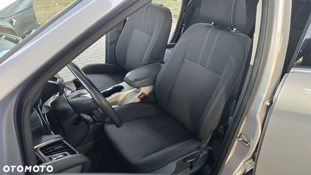 Ford C-MAX 1.6 Ti-VCT Titanium - 37