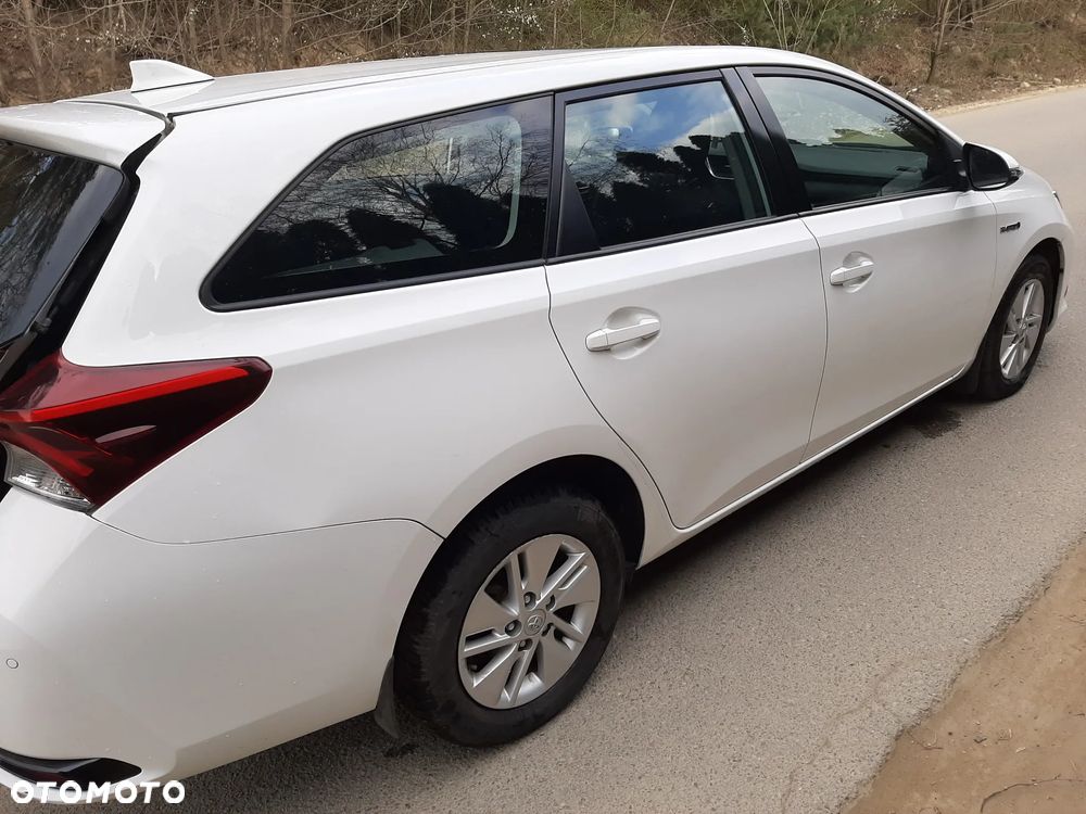 Toyota Auris Hybrid 135 Active - 9