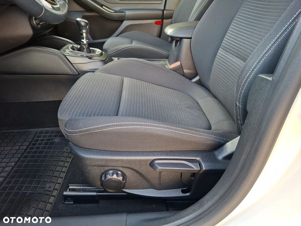 Ford Focus 1.0 EcoBoost Titanium - 14