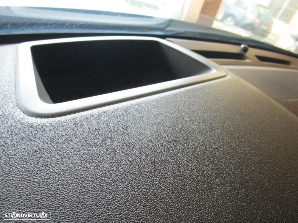 Land Rover Range Rover Velar 2.0 D R-Dynamic SE - 54