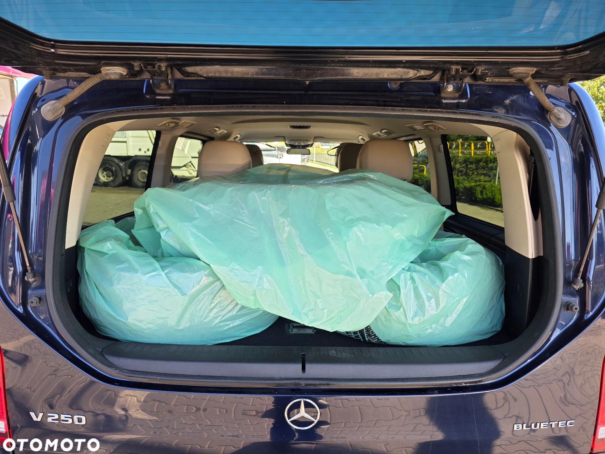 Mercedes-Benz Klasa V 250 (BlueTEC) d Avantgarde 7G-Tronic - 8