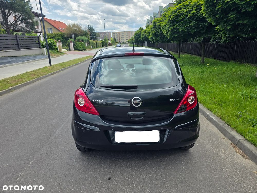 Opel Corsa 1.2 16V Edition / Active - 8