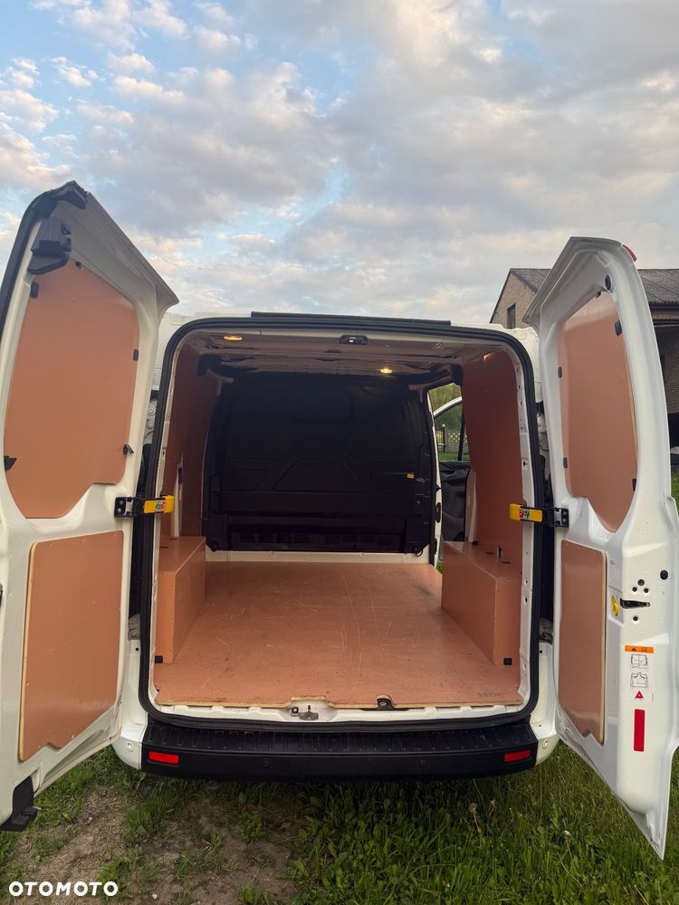 Ford Transit Custom - 21