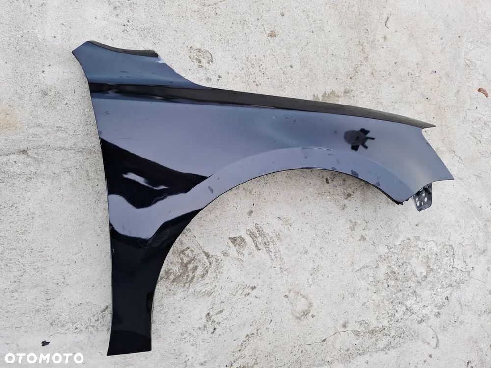 Błotnik Prawy Przód Przedni VW Jetta 5C Lift