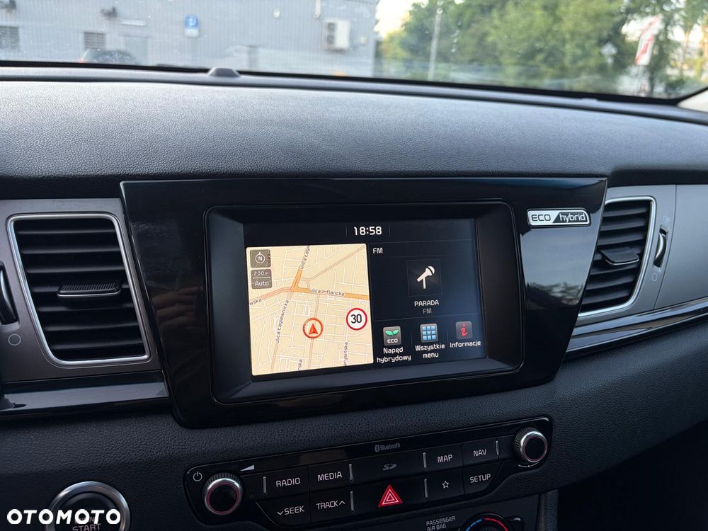 Kia Niro 1.6 GDI Hybrid L Business Line - 22