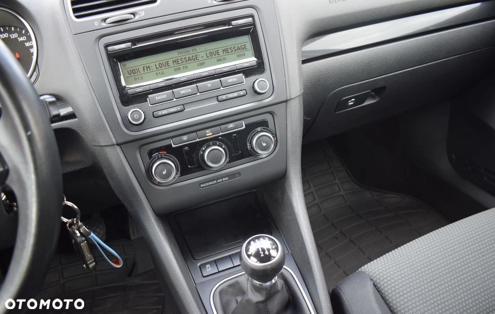 Volkswagen Golf 1.2 TSI Highline - 9