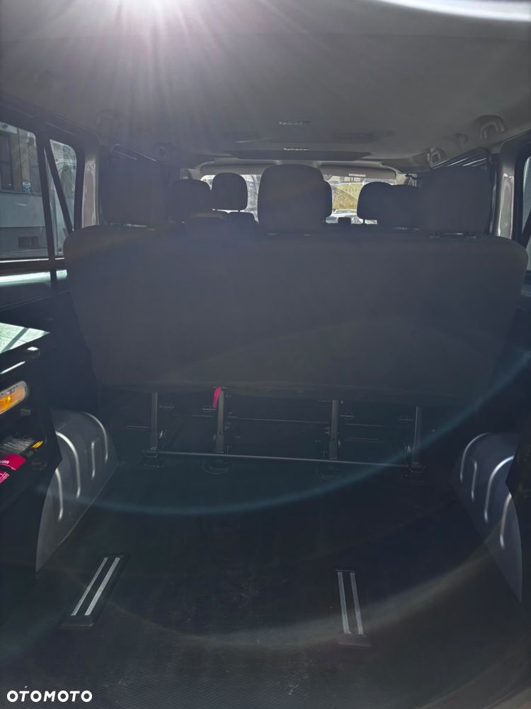 Renault Trafic - 14