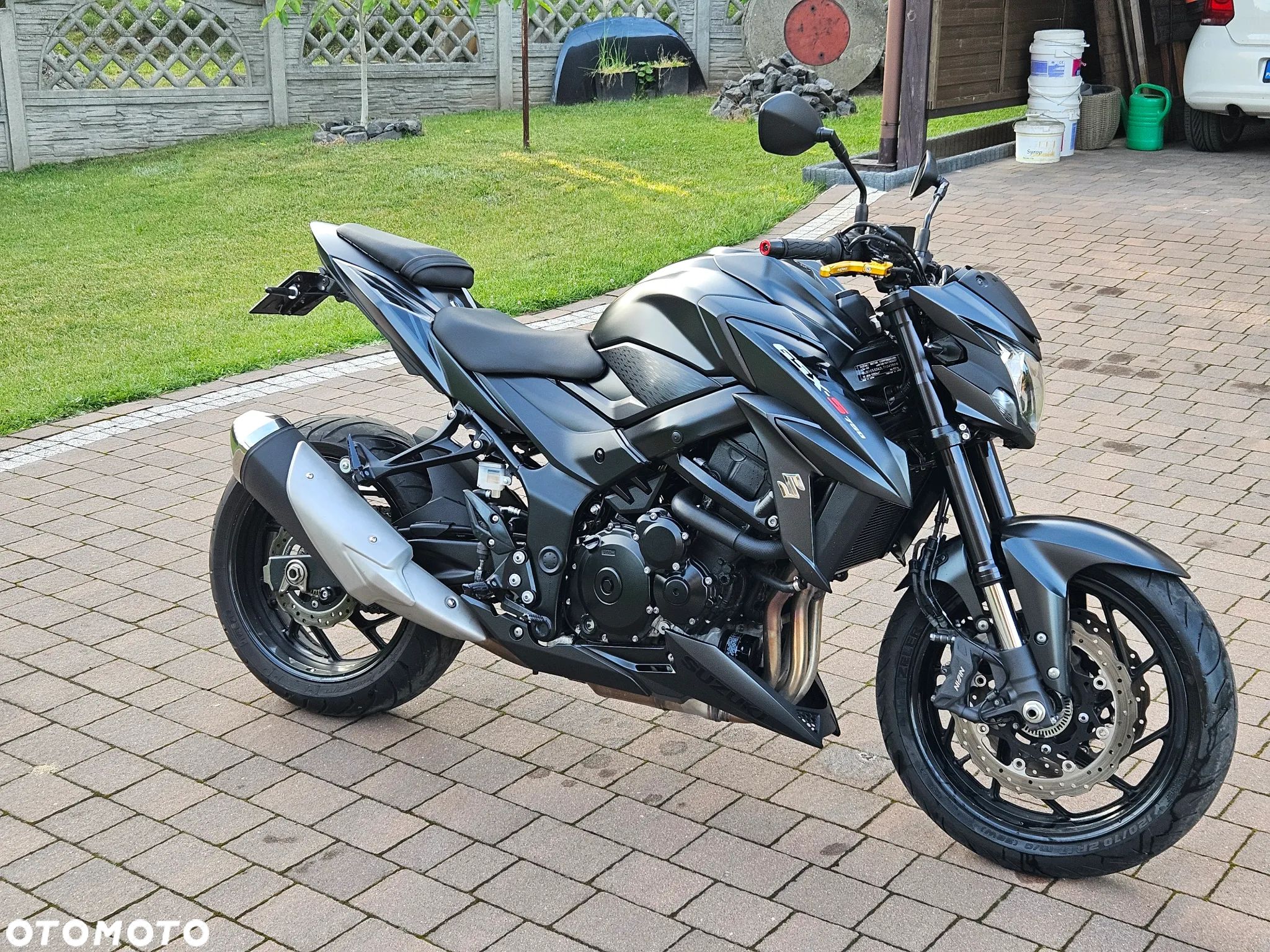 Suzuki GSX - 1