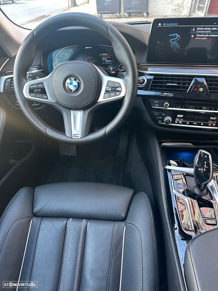BMW 530 e Line Luxury - 9