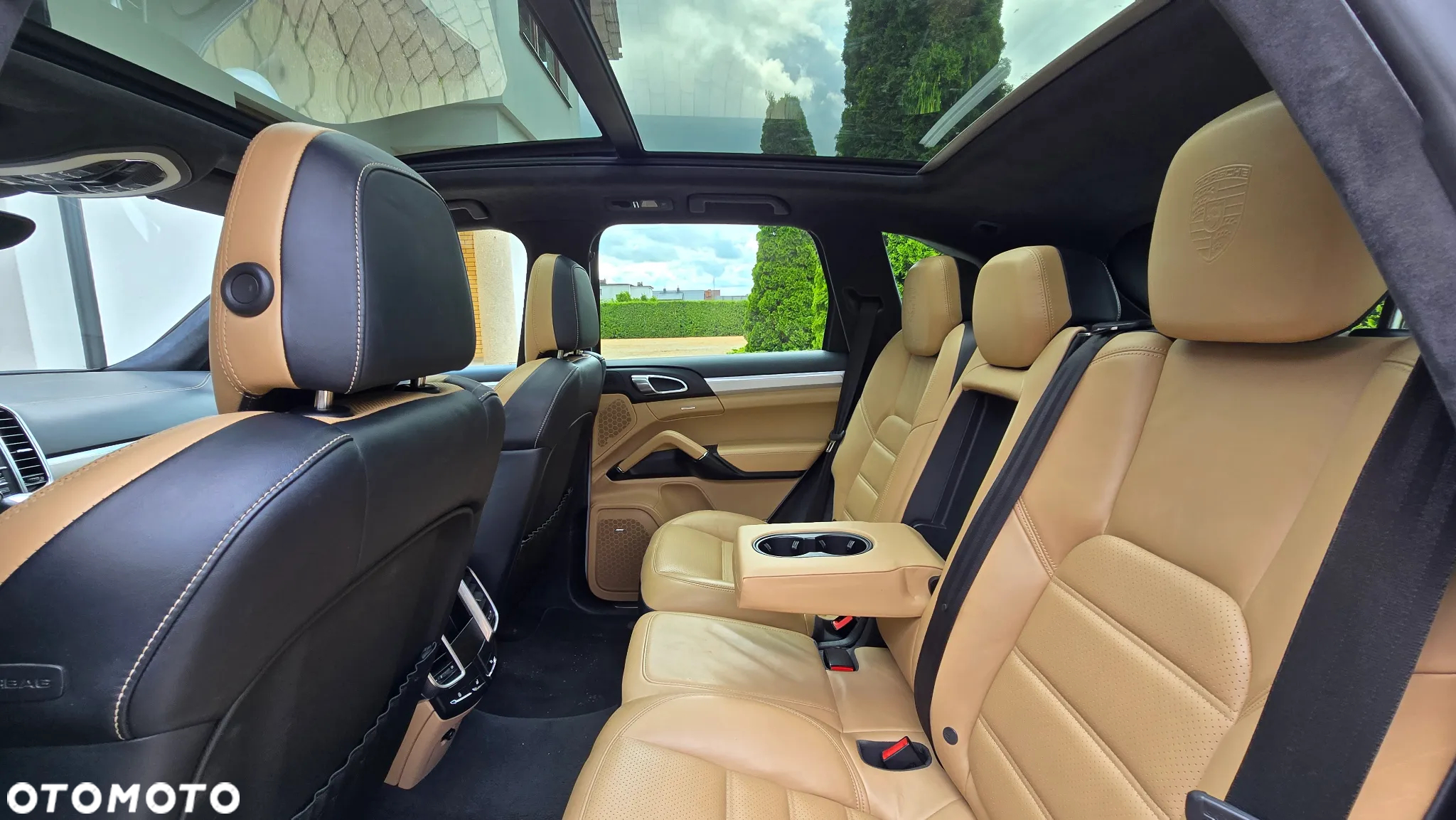 Porsche Cayenne GTS - 7