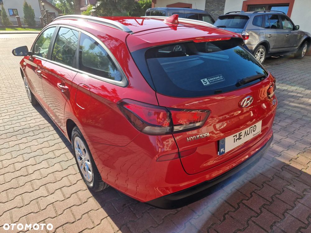 Hyundai i30 1.5 DPI Classic + - 32