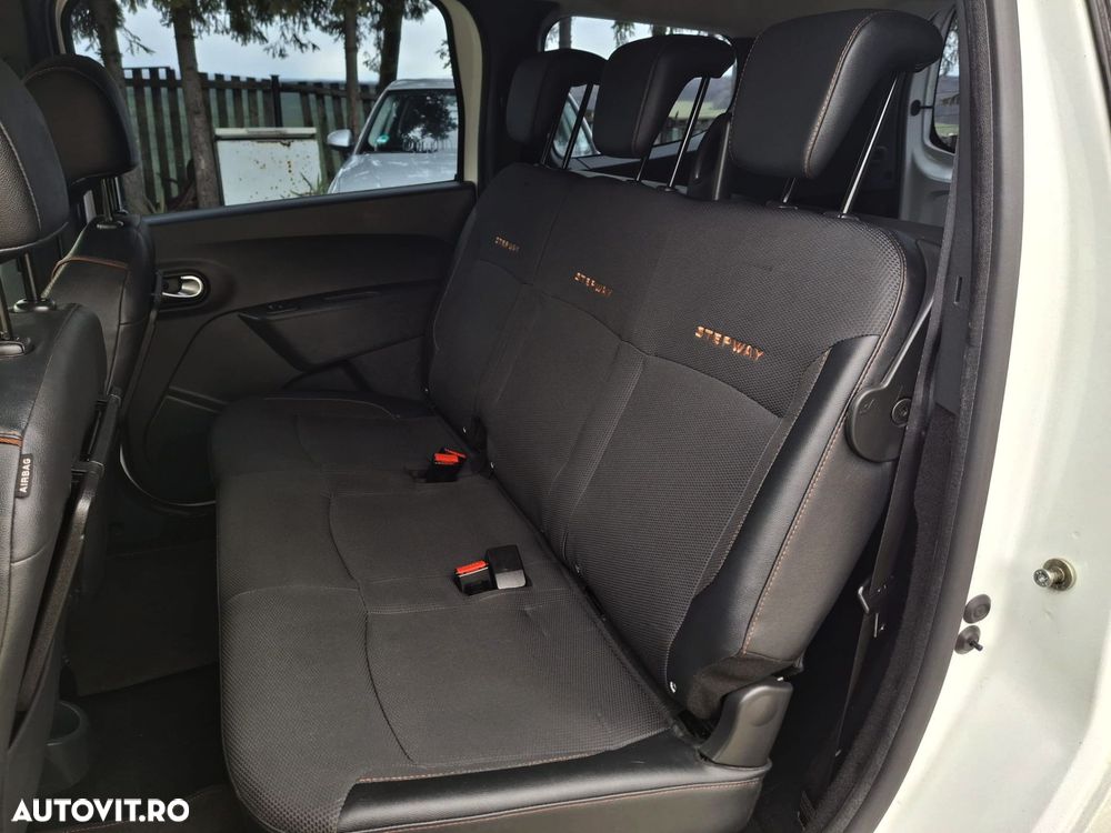Dacia Lodgy TCe 115 Stepway - 18