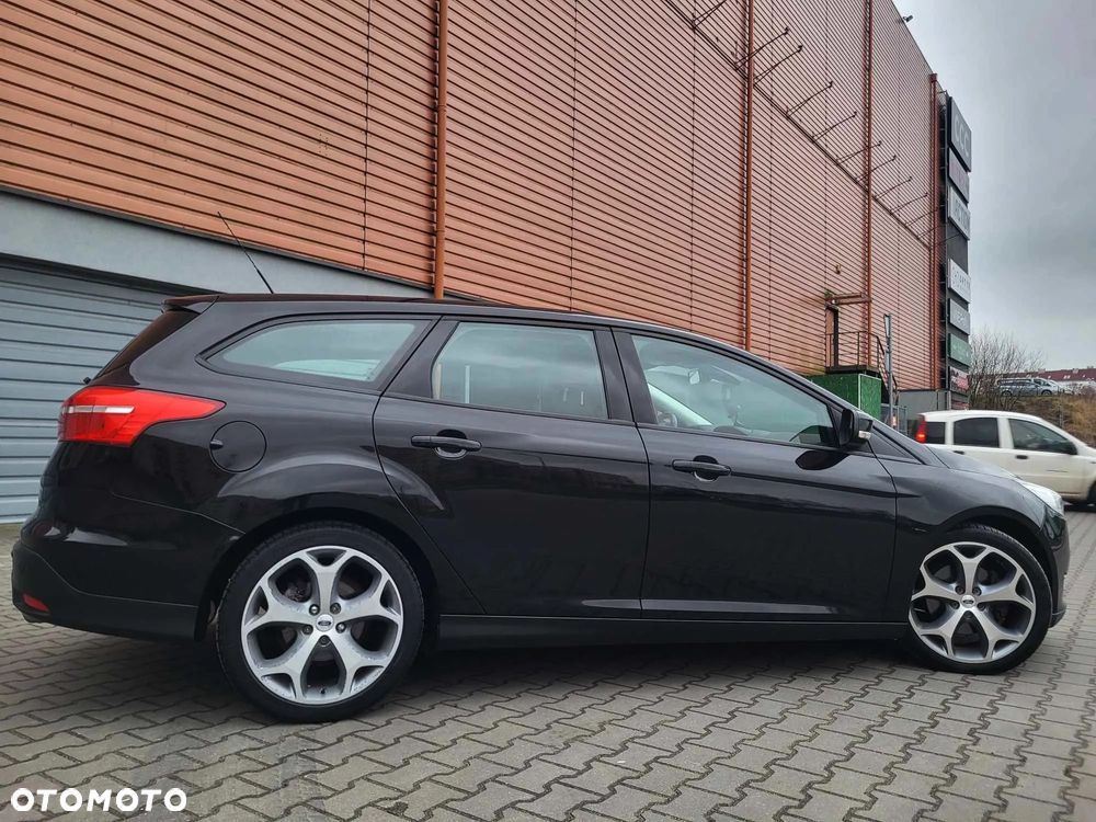 Ford Focus 2.0 EcoBlue Titanium - 17