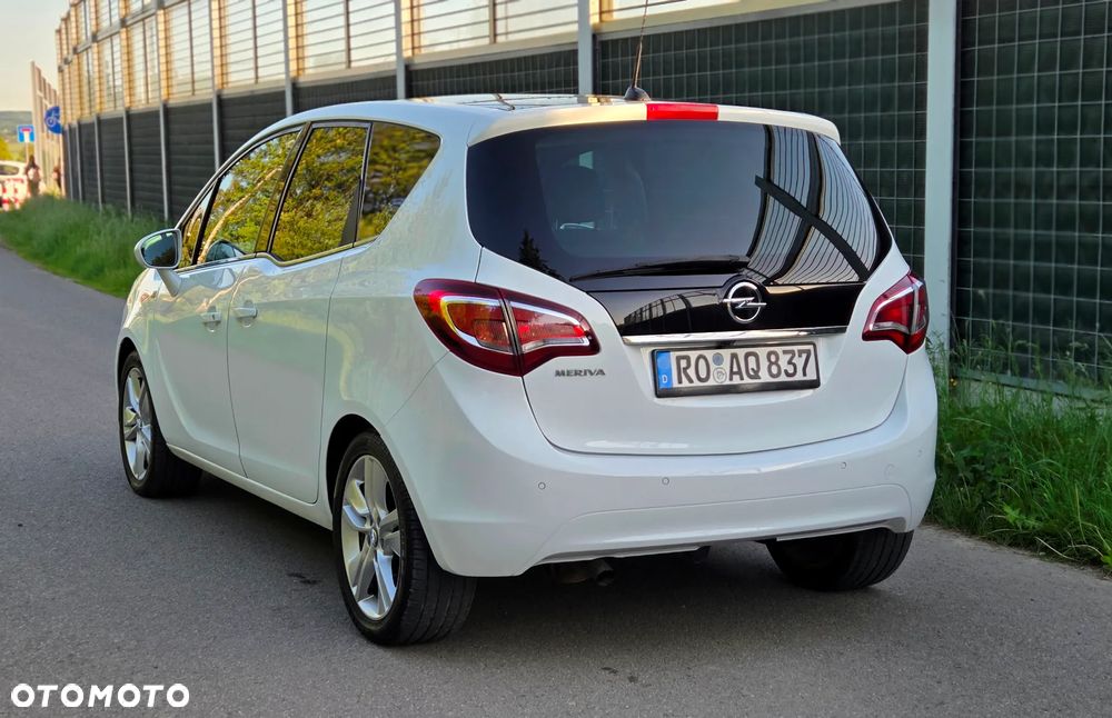 Opel Meriva 1.4 T Essentia S&S - 16