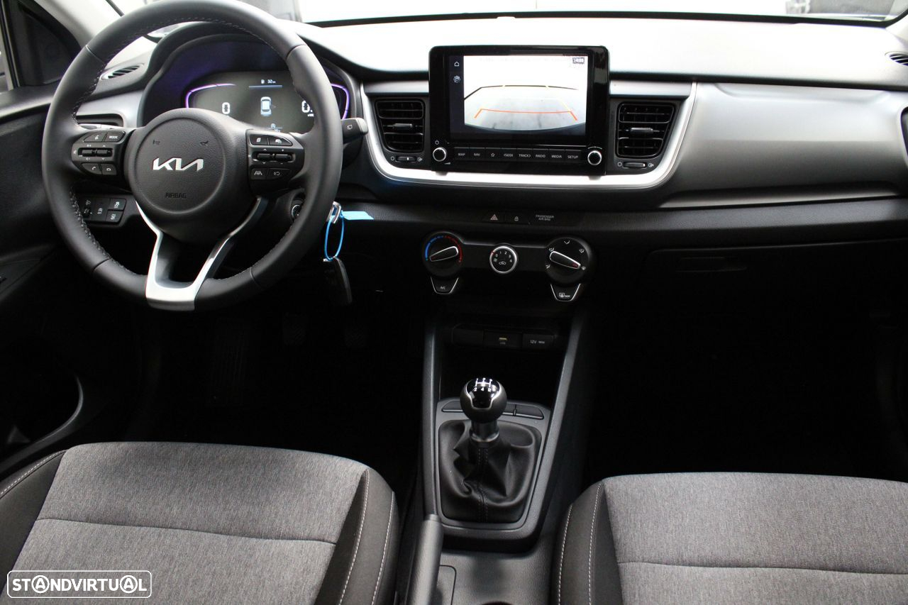 Kia Stonic 1.2 MPi Dynamic - 18