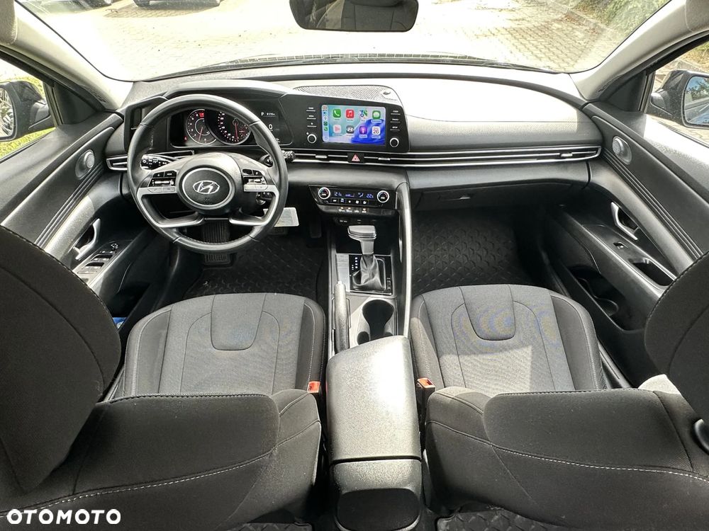 Hyundai Elantra 1.6 Modern CVT - 15