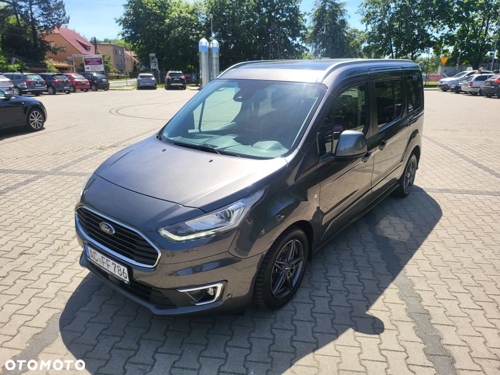 Ford Tourneo Connect Grand - 37