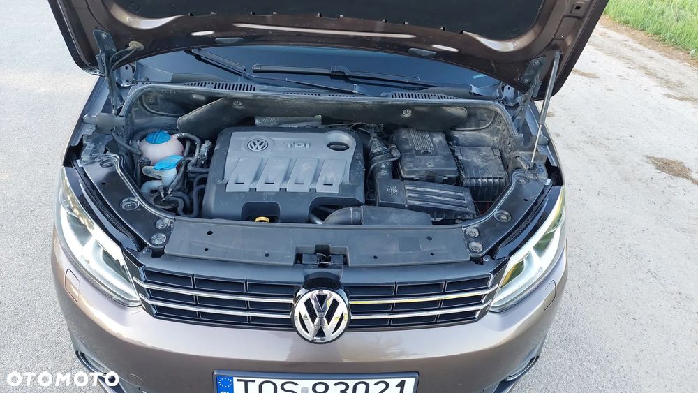 Volkswagen Touran 1.6 TDI DPF Highline DSG - 25
