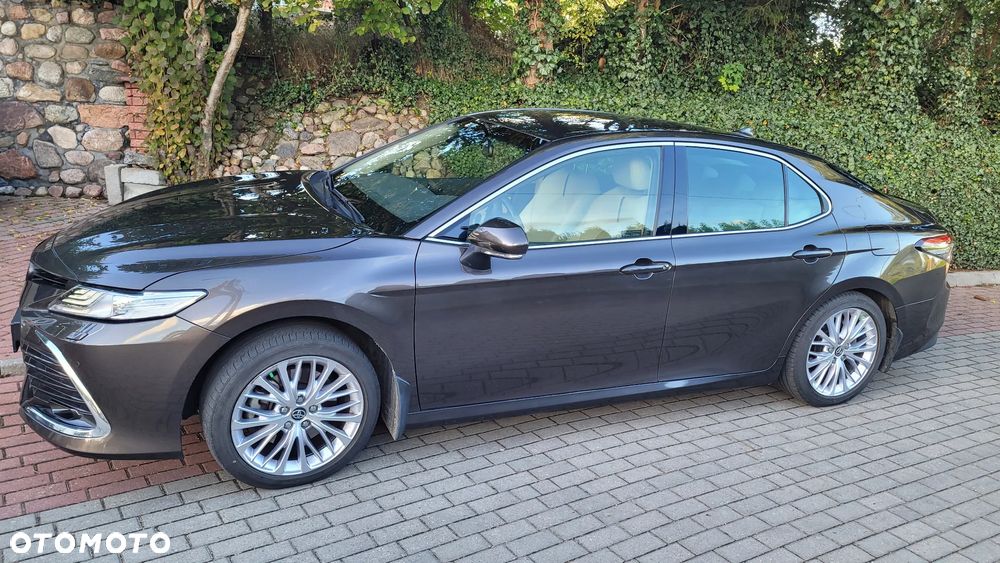 Toyota Camry 2.5 Hybrid Executive CVT - 12