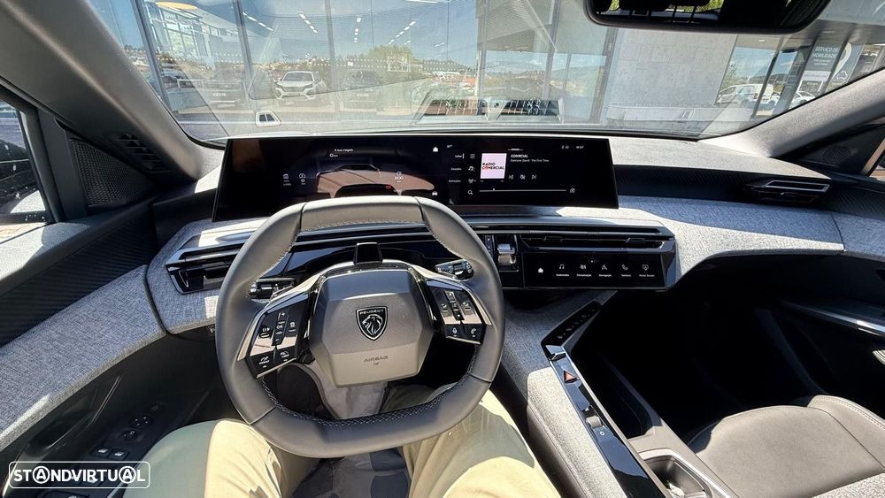 Peugeot 5008 1.2 Hybrid Allure e-DCS6 - 8