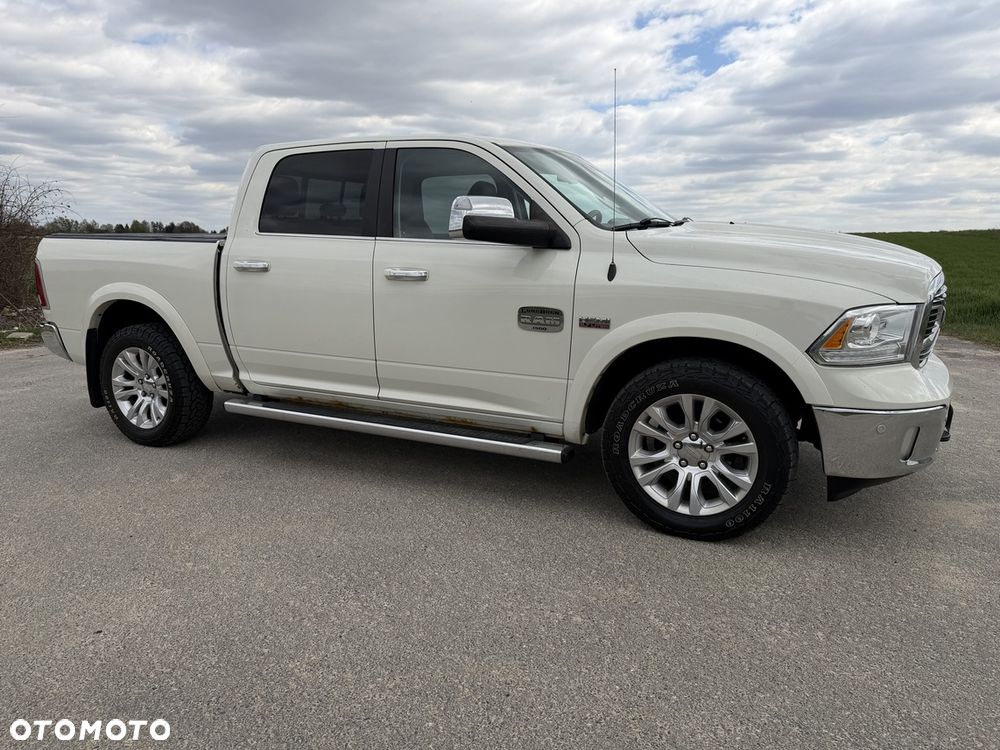 Dodge RAM 5.7 4x4 - 2
