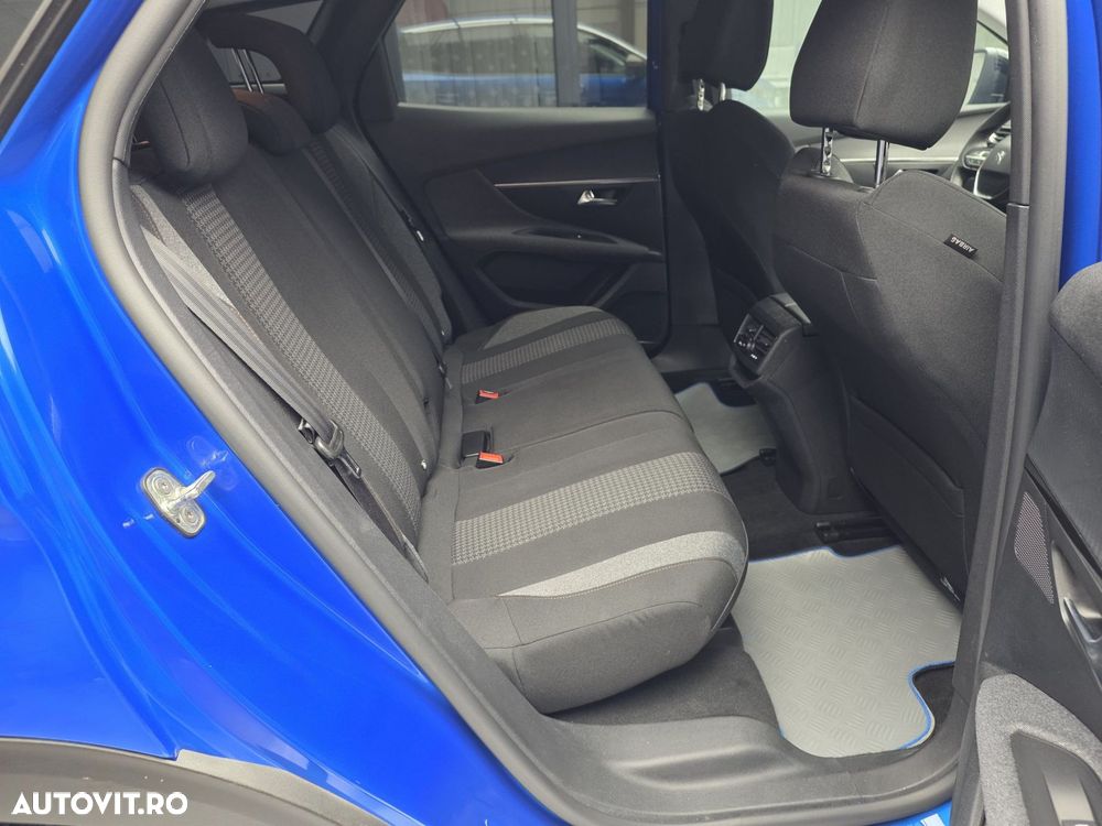 Peugeot 3008 - 16