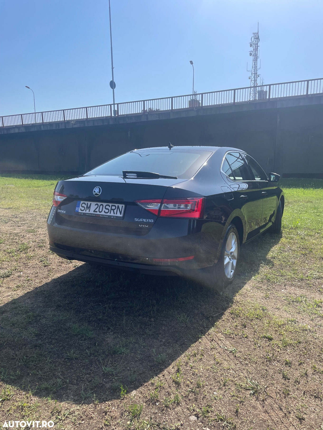 Skoda Superb 2.0 TDI DSG 4X4 Ambition - 5