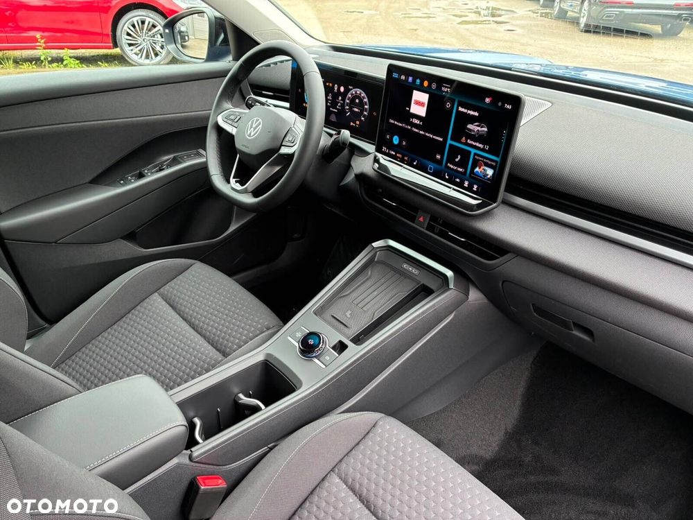 Volkswagen T-Roc - 25
