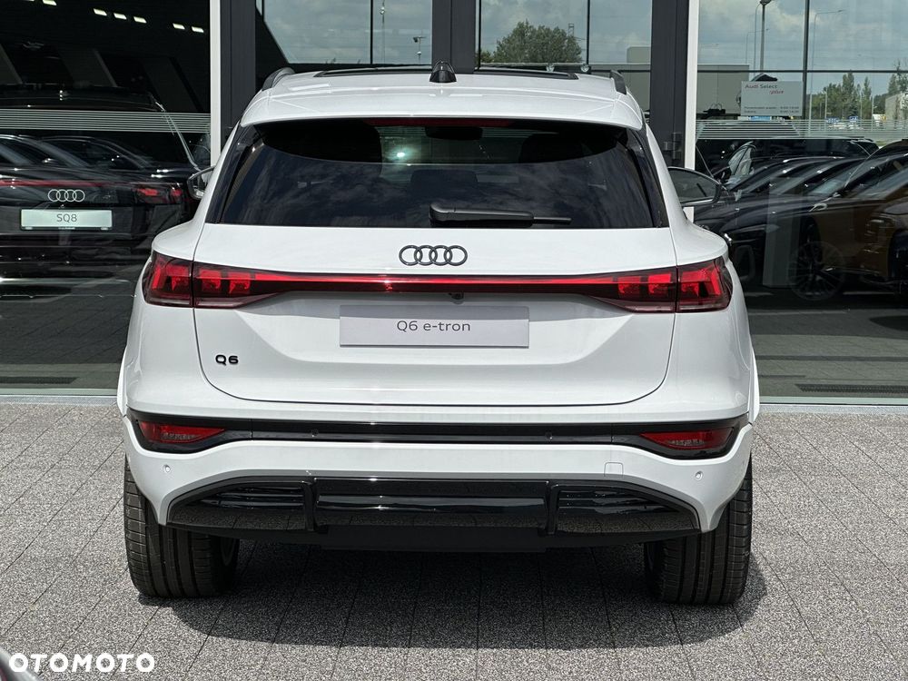 Audi Q6 e-tron - 8
