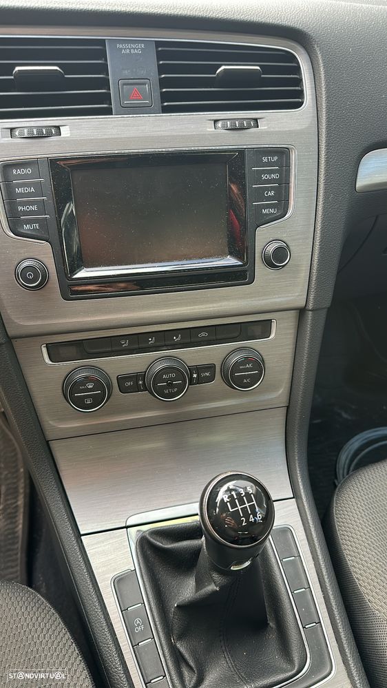 VW Golf 1.6 TDi BlueMotion Trendline - 7