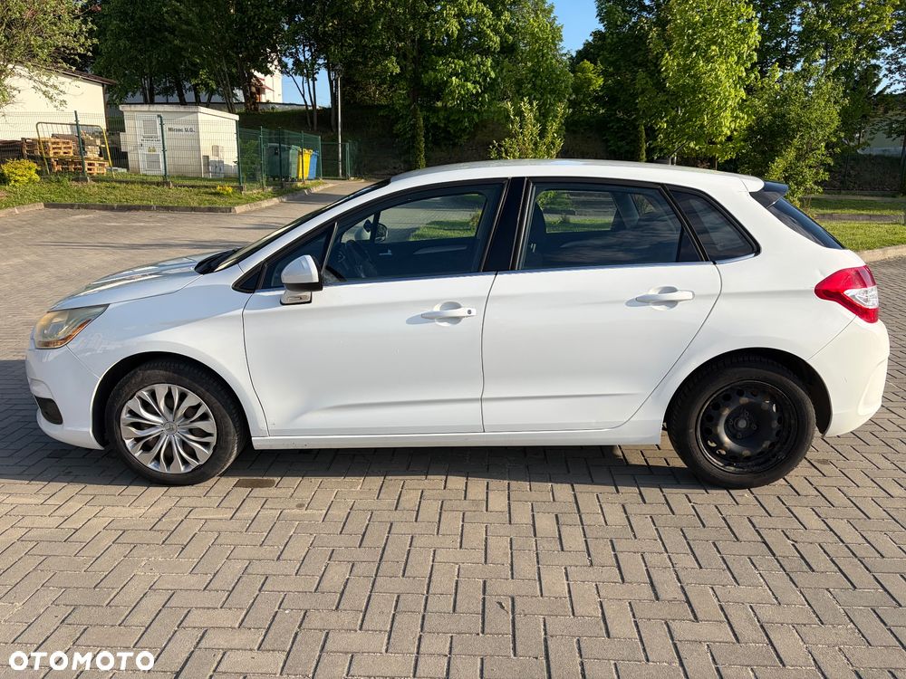 Citroën C4 HDi 110 Attraction - 9