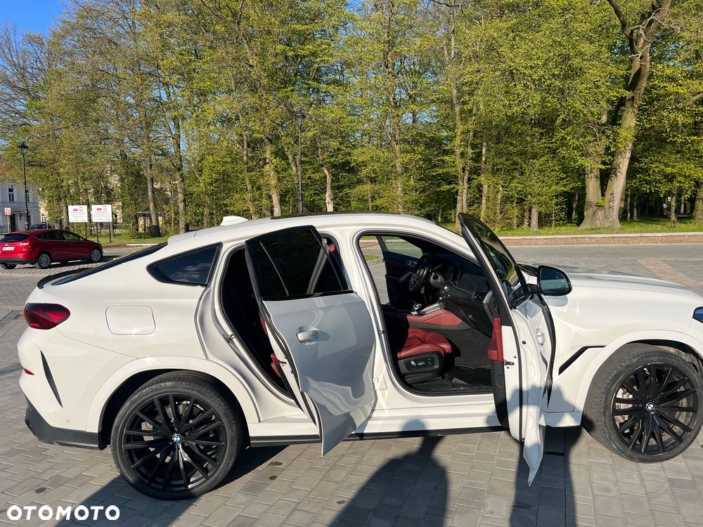 BMW X6 - 10