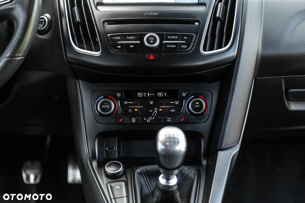 Ford Focus - 31