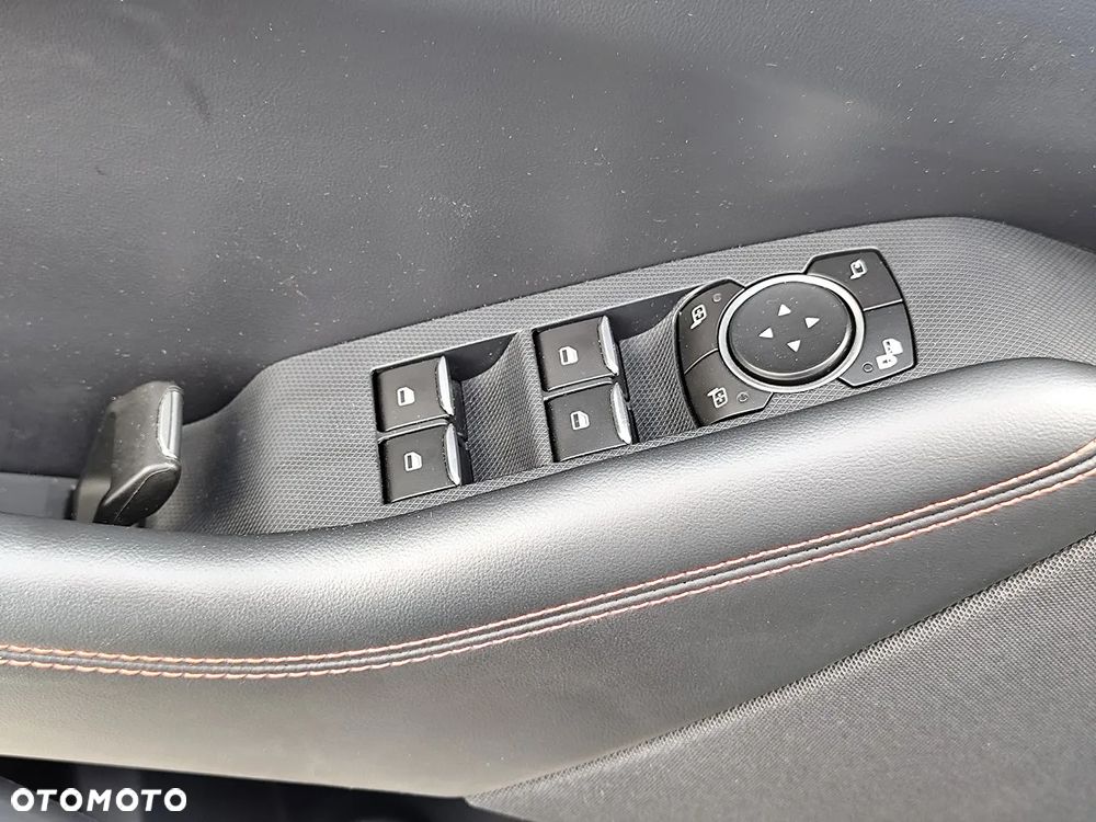 Ford Mustang Mach-E AWD PREMIUM - 14