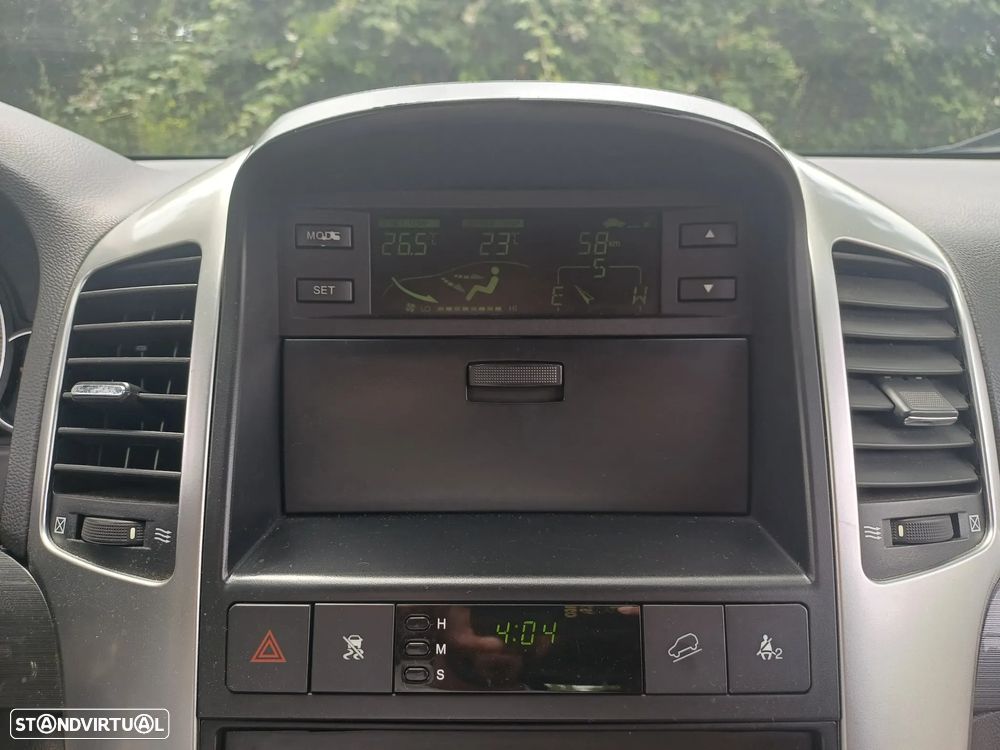 Chevrolet Captiva 2.0 VCDi Seven 7L - 28