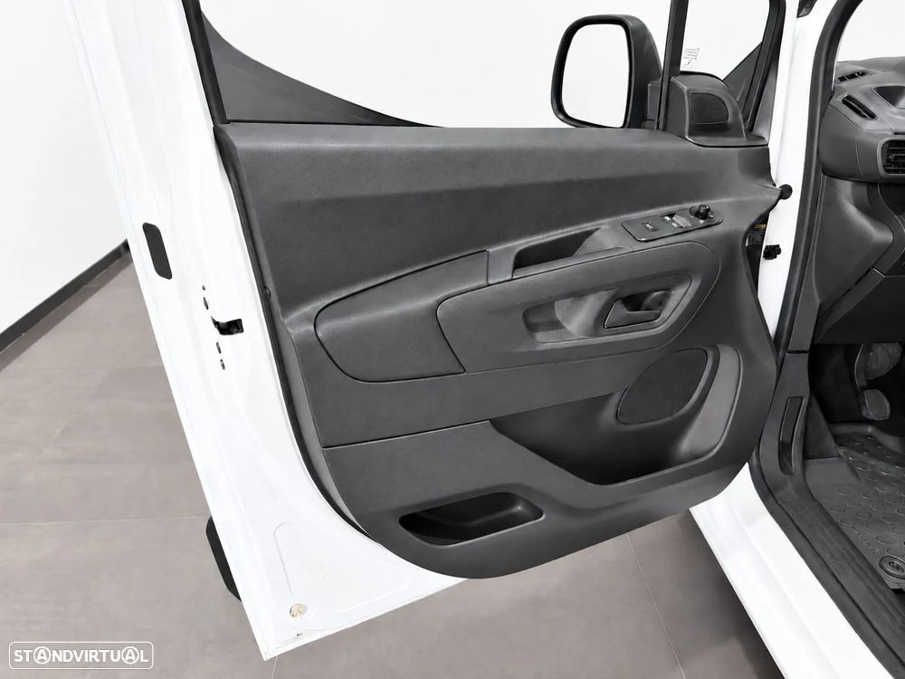Opel COMBO 1.5 CDTI L1H1 102 CV - 3 LUGARES - IVA DEDUTIVEL - 22