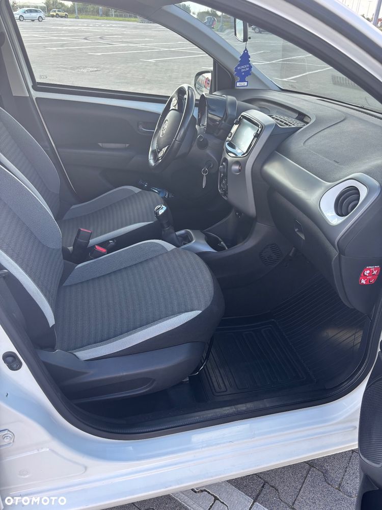 Toyota Aygo 1.0 VVT-i JBL Edition - 8
