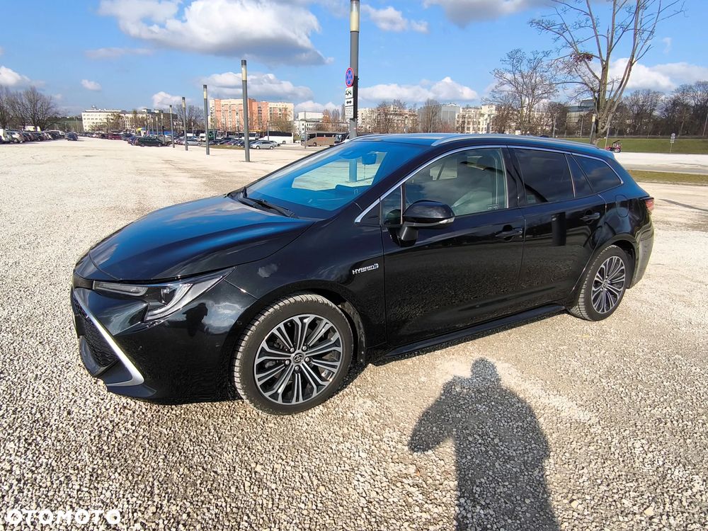 Toyota Corolla 2.0 Hybrid Executive - 13