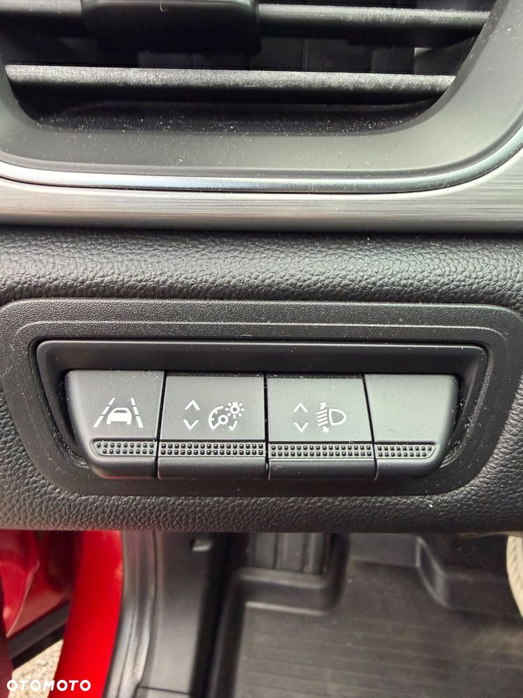 Renault Captur 1.3 TCe Intens EDC - 19