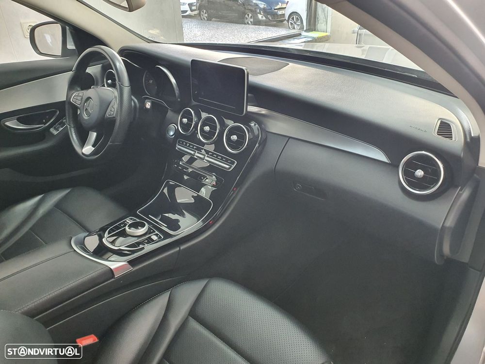 Mercedes-Benz C 300 h Avantgarde - 15