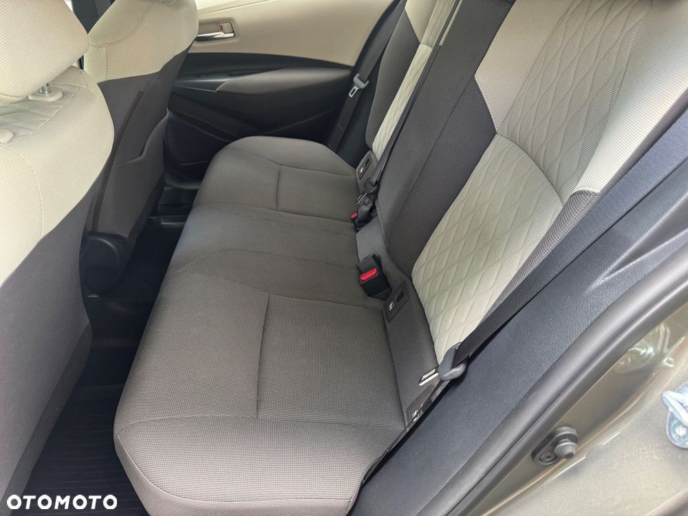 Toyota Corolla 1.8 Hybrid Comfort - 14