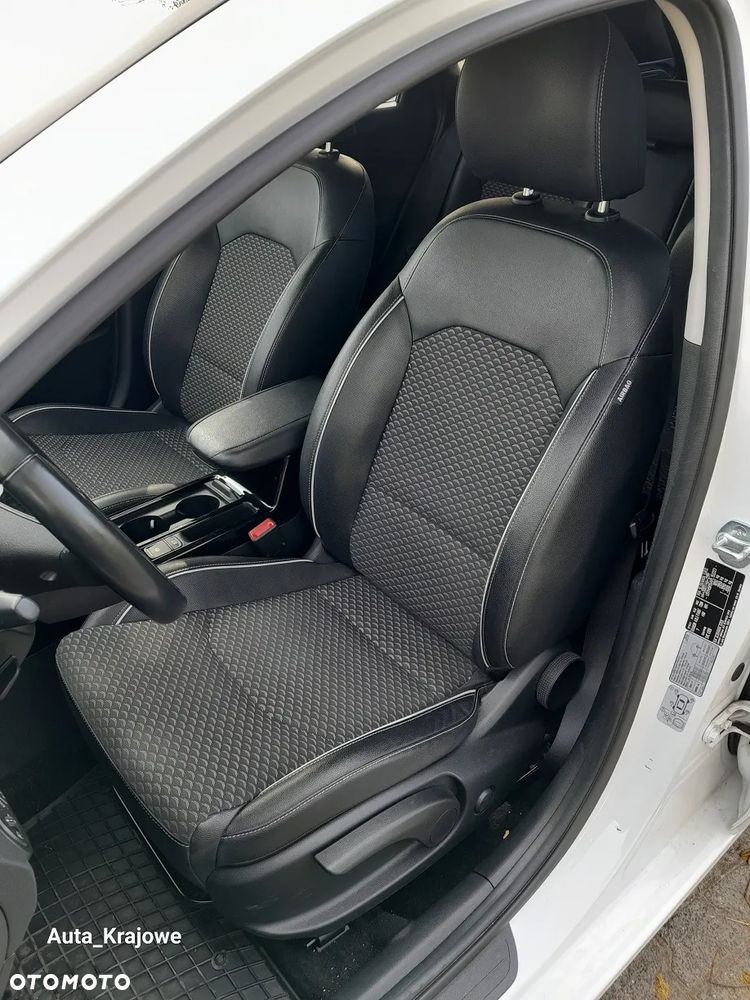 Kia Ceed 1.5 T-GDI Business Line - 29