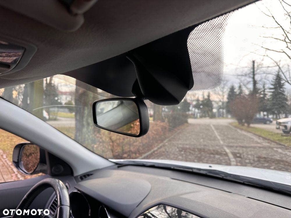 Mitsubishi ASX 1.8 DI-D 4WD Instyle - 21