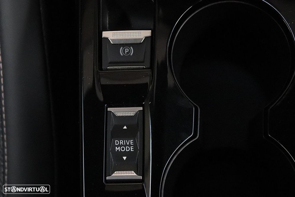 Peugeot 2008 1.2 PureTech Allure - 14